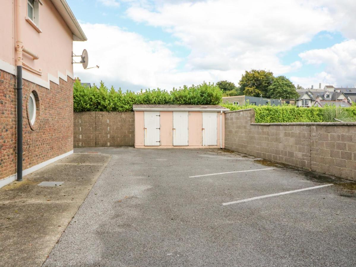 8 Scrahan Place Cill Airne Exteriör bild