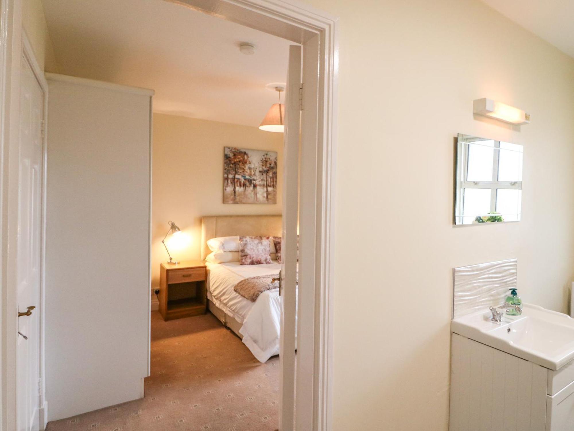 8 Scrahan Place Cill Airne Exteriör bild